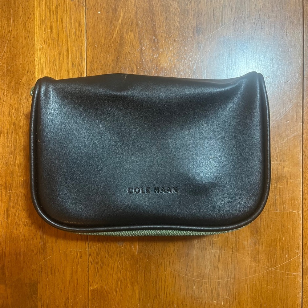 Cole Haan Black Faux Leather Travel Toiletry Bag‎ Pouch American Airlines Collab